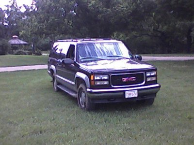 1997 Suburban 1.jpg