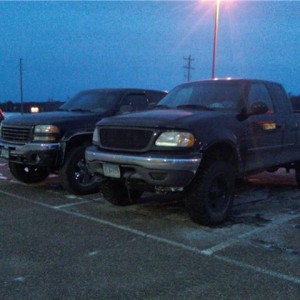 my truck next to a nice lookin chevy