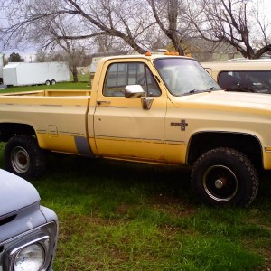 84 3500 4x4 454 dana 60 400/205