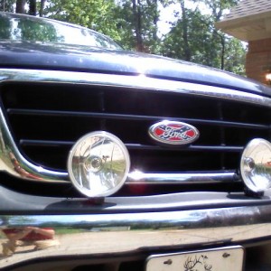 custom painted the grille black