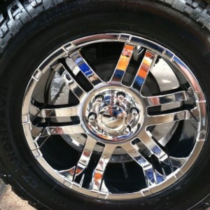 Mickey Thompson ATZ 35x12.50 on 20 inch rims