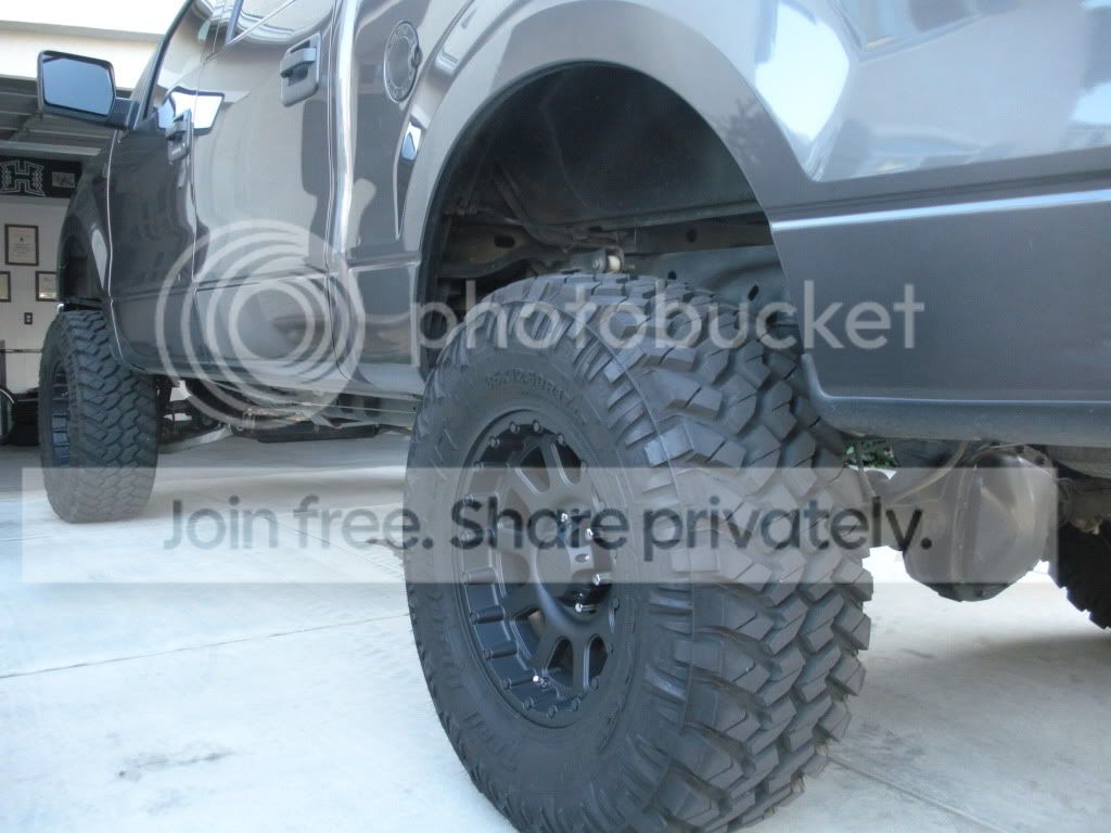 procomp7032flatblkwheels016.jpg