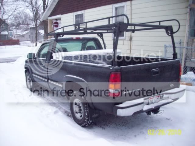 truckwitracks010.jpg