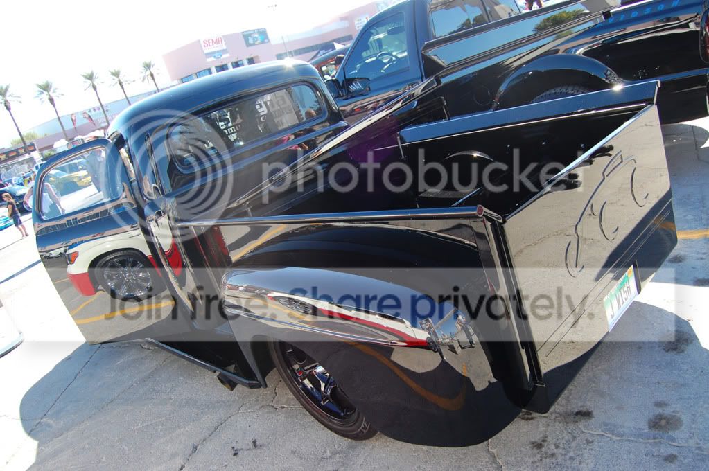Black-truck-2.jpg