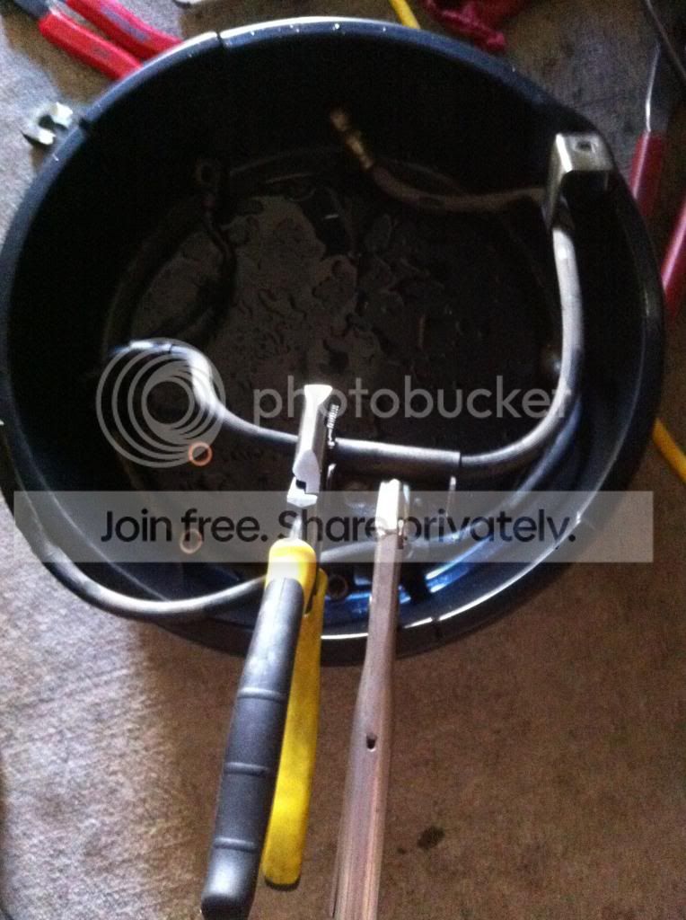 CuttingOldHose_2.jpg