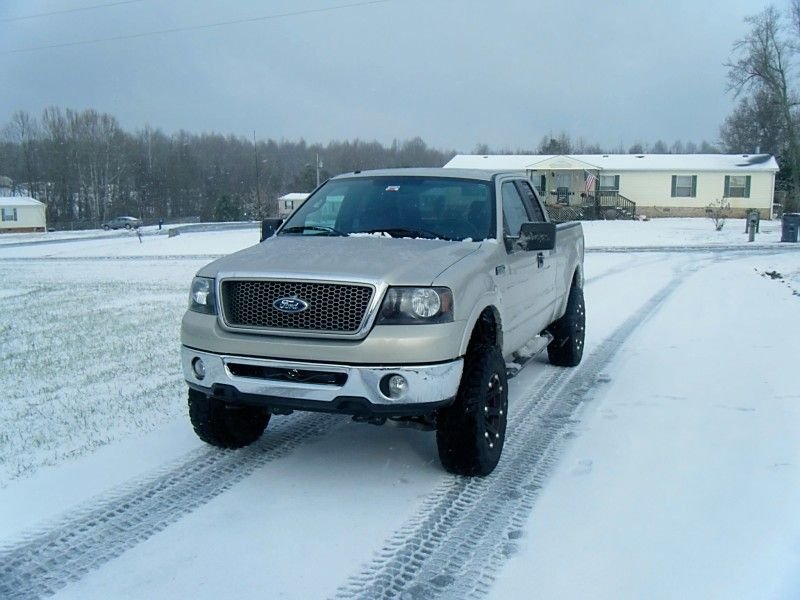 06lariat4x4-albums-mods-picture50440-snow-truck.jpg