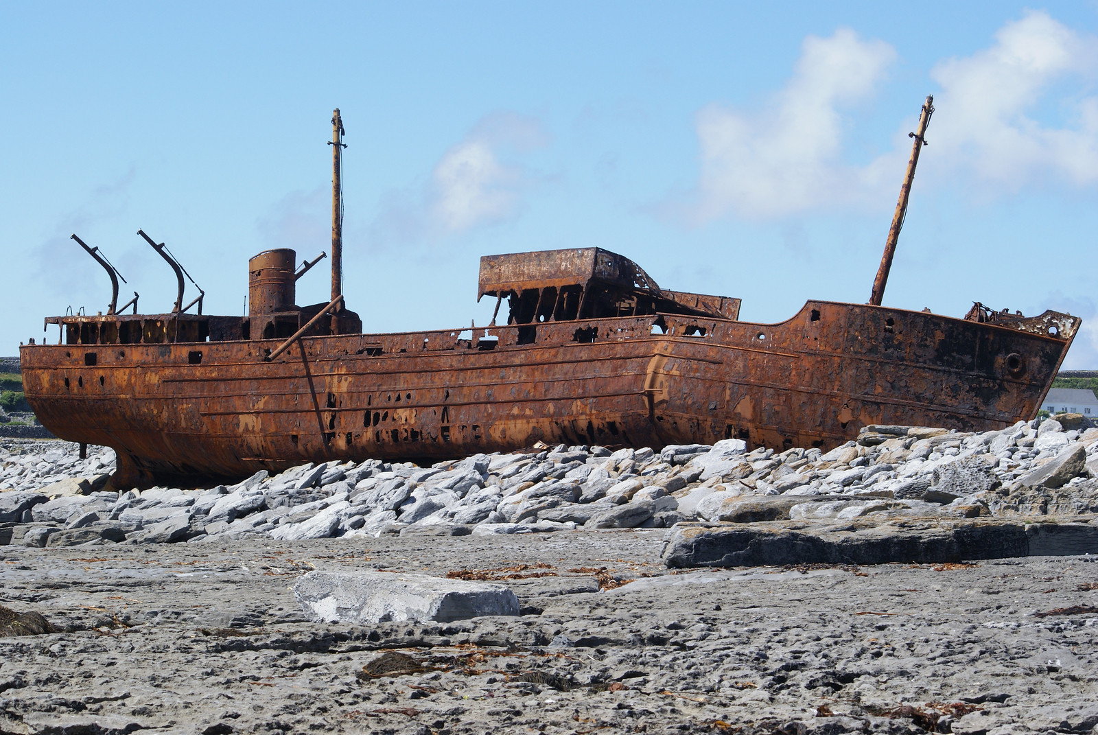 Mv_Plassy_Shipwreck,_June_2010.jpg