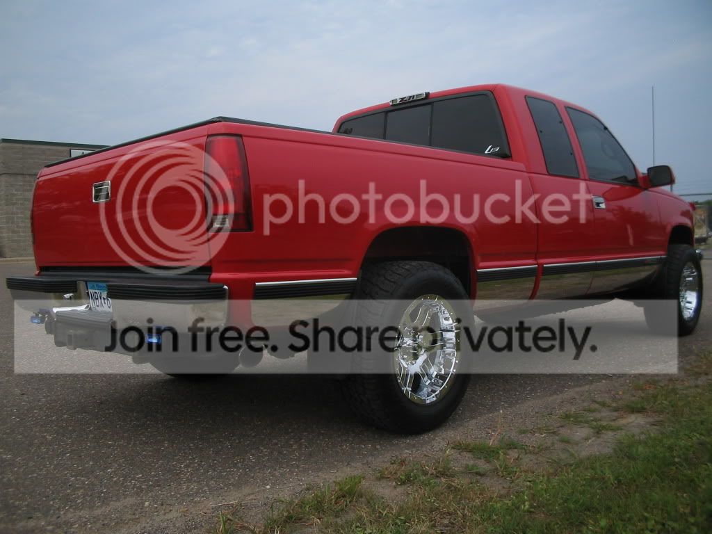 redtruck013.jpg