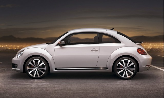 volkswagen-new-beetle_100346735_m.jpg