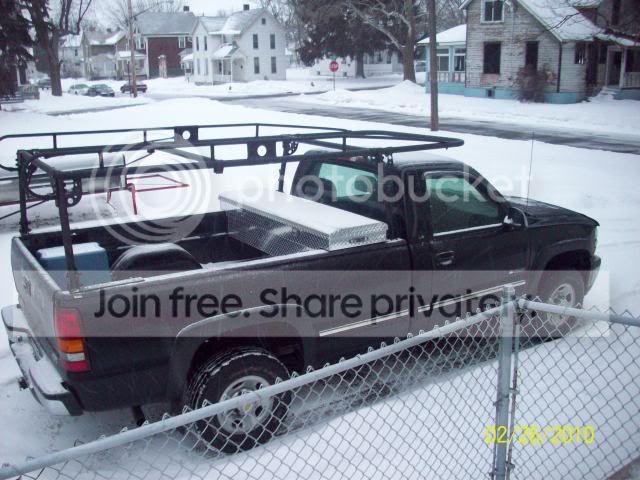 truckwitracks003.jpg