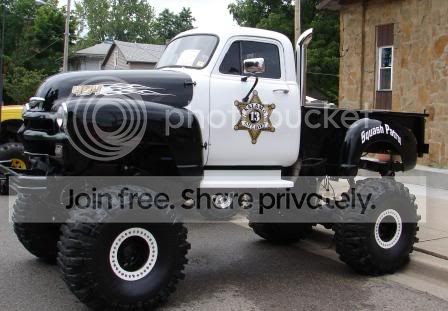BigPoliceTruck.jpg