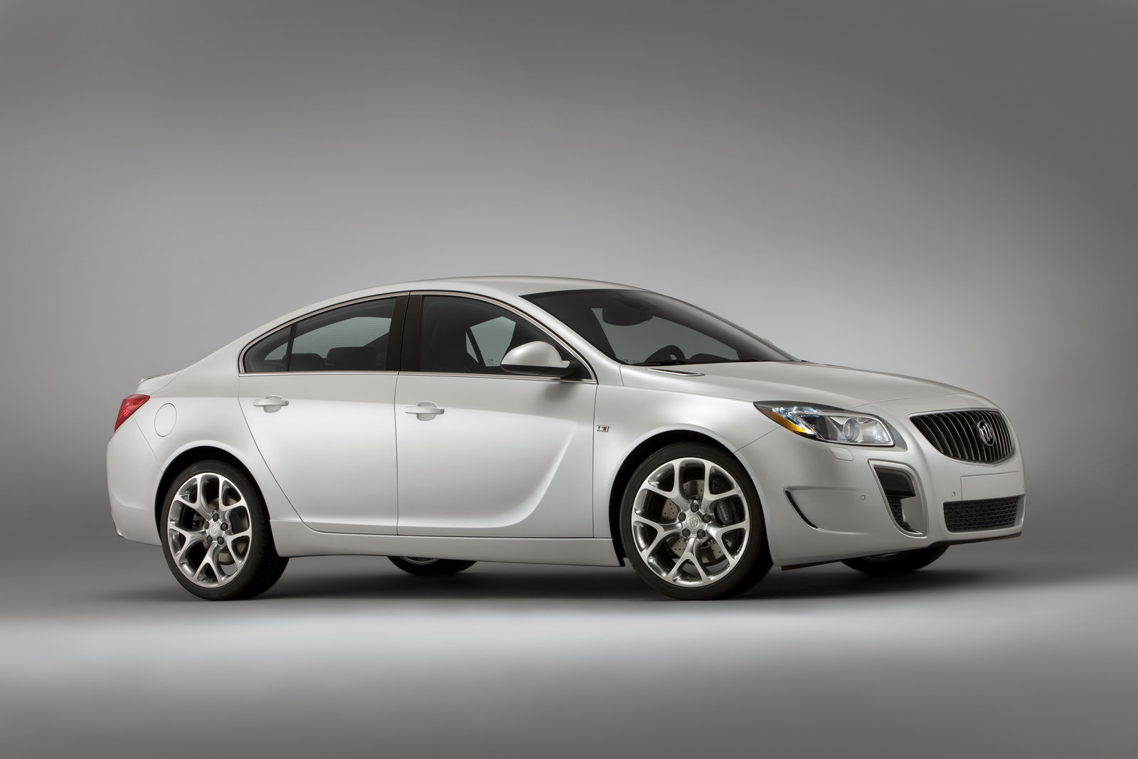 2011-buick-regal-gs-5.jpg