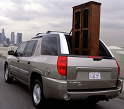 envoy-xuv-inside2-0.jpg