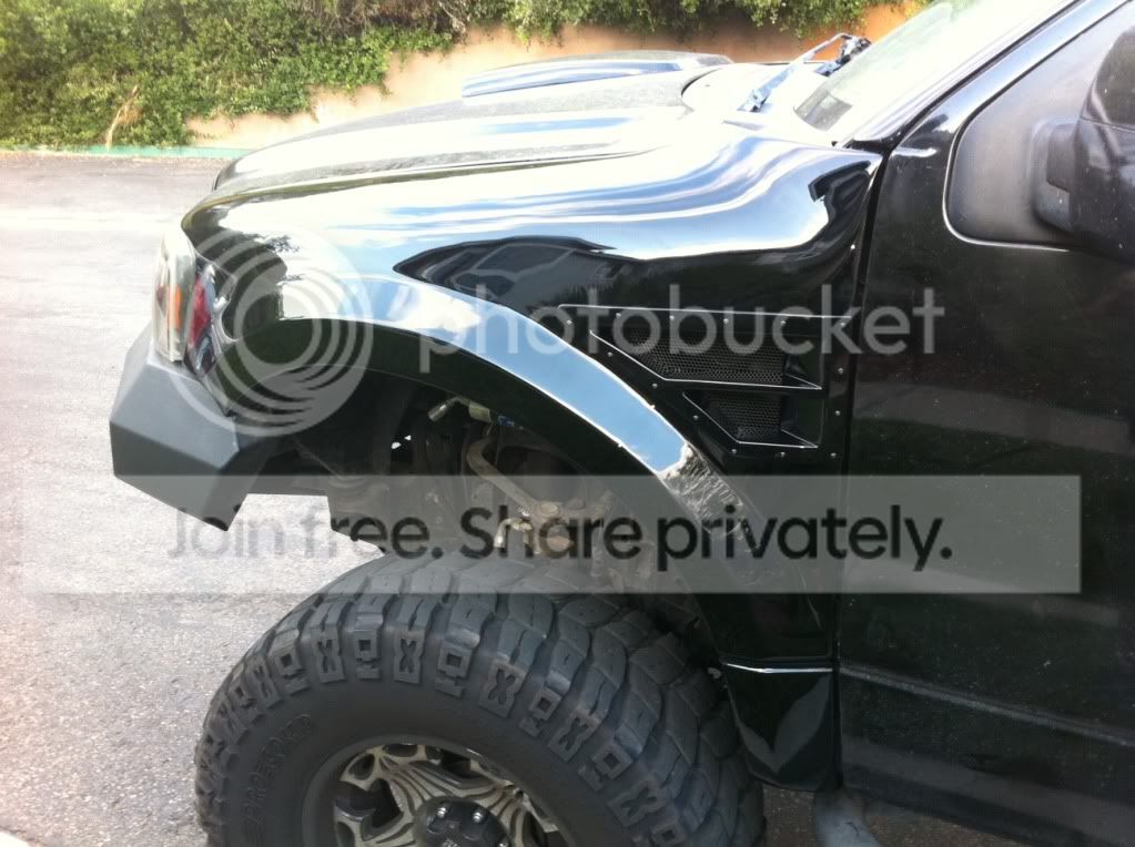 fiberglassfenderinstalled.jpg