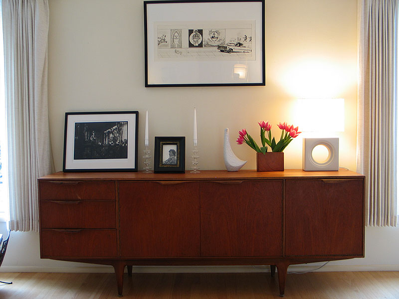 08credenza_medium.jpg