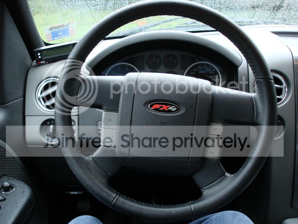 FX4SteeringWheelBadge1.jpg