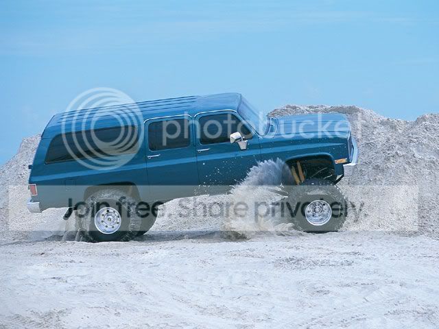 0206or_z1986_gmc_suburbanright_tilt.jpg
