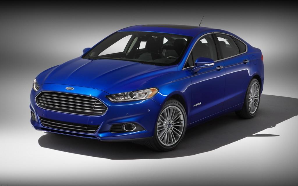 2013-ford-fusion-hybrid-interior-3.jpeg