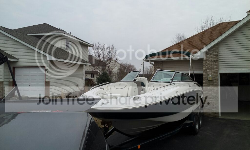 Crownline-5_zps178c0a3b.jpeg