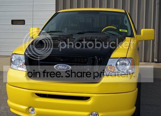 yellow_blk004.jpg