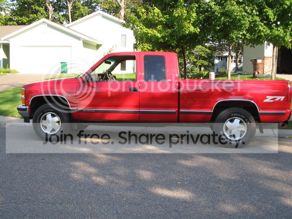 redtruck001.jpg